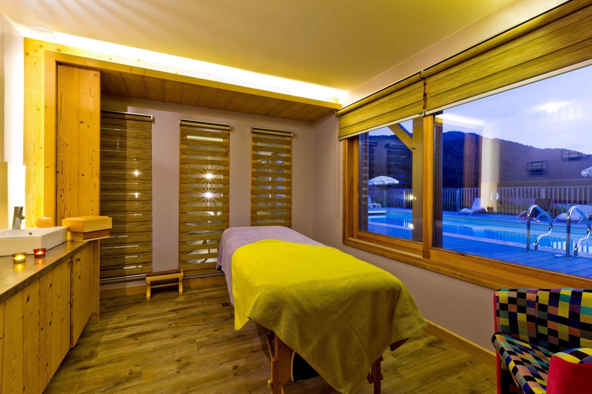 סן-ז'אן-דה-סיקסט Logis Hotel & Spa Beau-Site מראה חיצוני תמונה